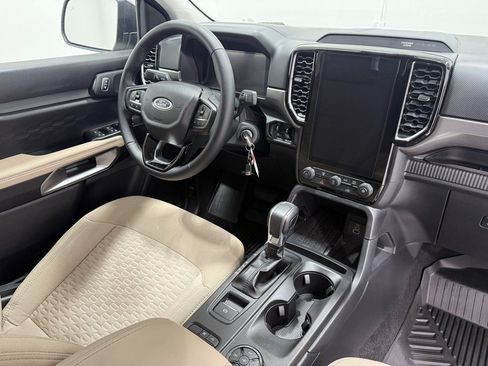 Used 2025 Ford Ranger XLT w/ FX4 Off-Road Package image 38