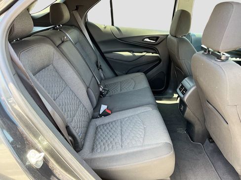 Used 2021 Chevrolet Equinox LT FWD image 25