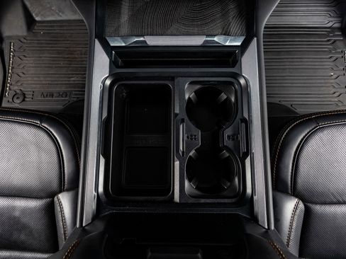 Used 2024 Ford F350 Platinum w/ Tremor Off-Road Package image 28