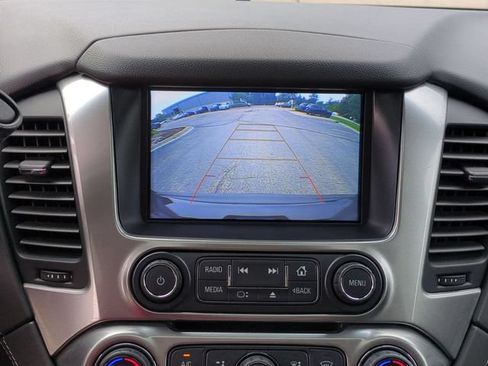 Used 2019 Chevrolet Suburban LT AWD/4WD image 23