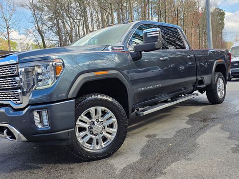 Used 2020 GMC Sierra 3500 Denali image 4