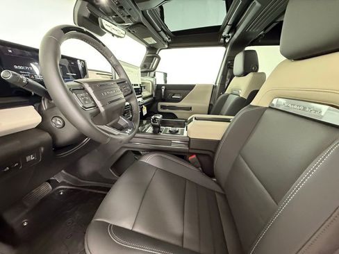 New 2026 GMC Hummer EV 4x4 Crew Cab image 19