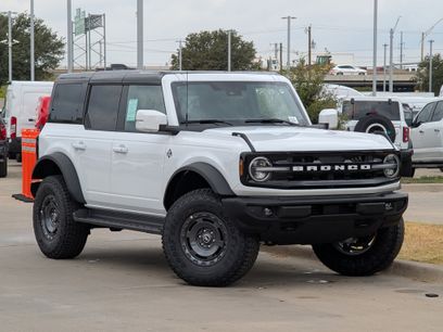 New 2025 Ford Bronco Outer Banks