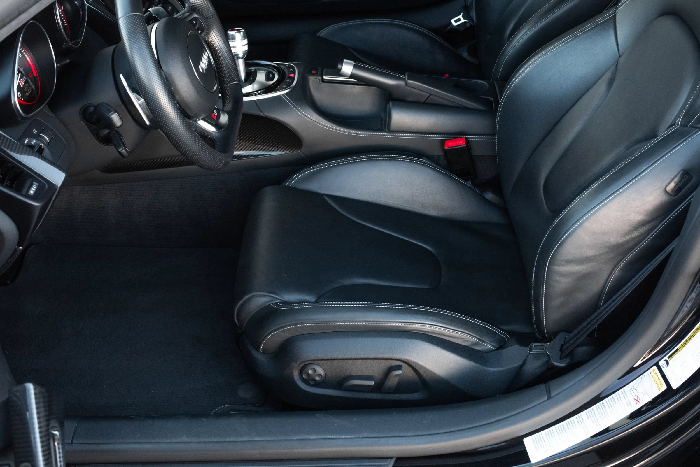 Used 2014 Audi R8 V10 AWD/4WD image 10