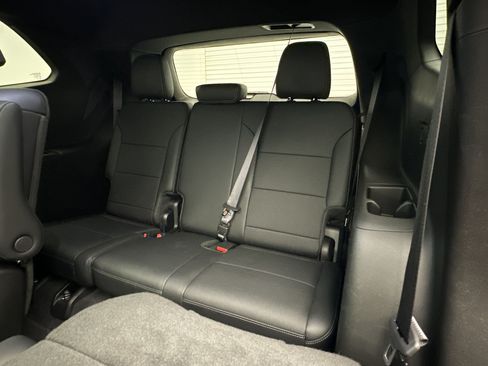Used 2025 Buick Enclave Preferred w/ Power Package AWD/4WD image 34