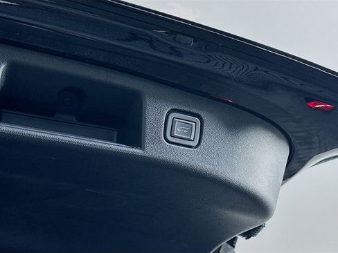 Used 2024 Chevrolet Blazer EV RS image 29