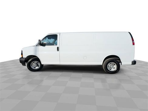 Certified 2023 Chevrolet Express 2500 Extended w/ Driver Convenience Package image 5
