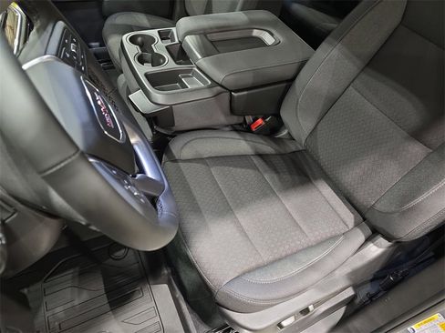 New 2026 GMC Sierra 1500 SLE image 15