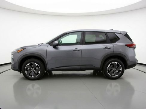 Used 2025 Nissan Rogue SV image 5