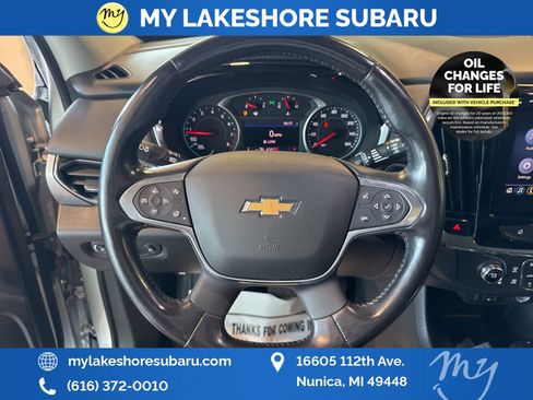 Used 2020 Chevrolet Traverse LT w/ Driver Confidence II Package AWD/4WD image 19