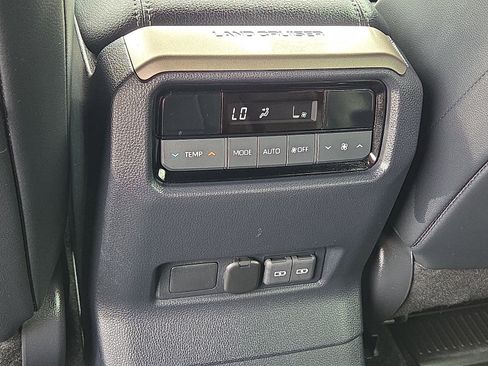 Used 2025 Toyota Land Cruiser w/ Premium Package AWD/4WD image 11
