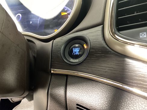 Used 2014 Jeep Grand Cherokee Summit AWD/4WD image 25