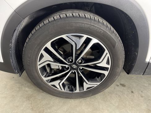 Used 2020 Hyundai Santa Fe Limited image 25