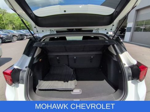 Certified 2024 Buick Encore GX Sport Touring AWD/4WD image 25