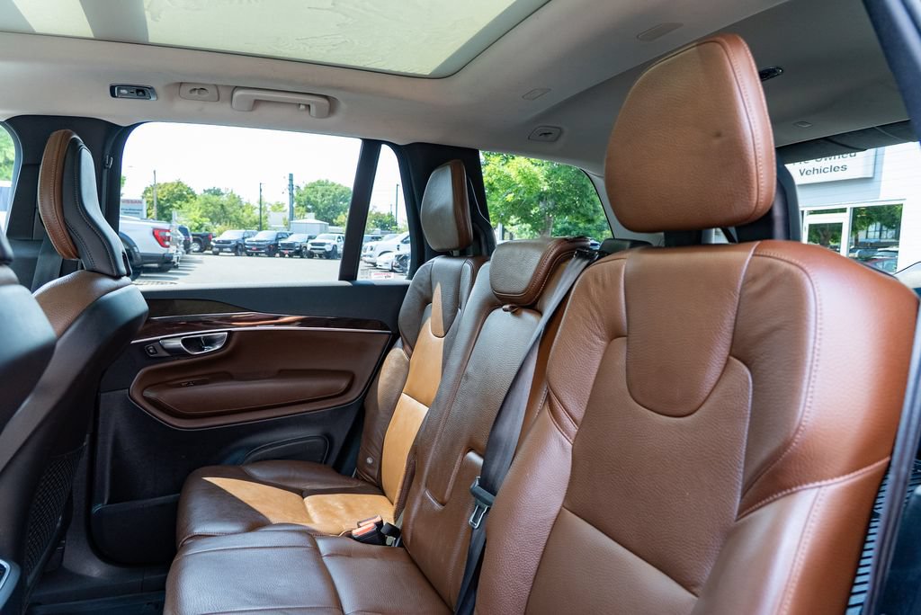 Used 2019 Volvo XC90 T6 Momentum w/ Advanced Package AWD/4WD image 23