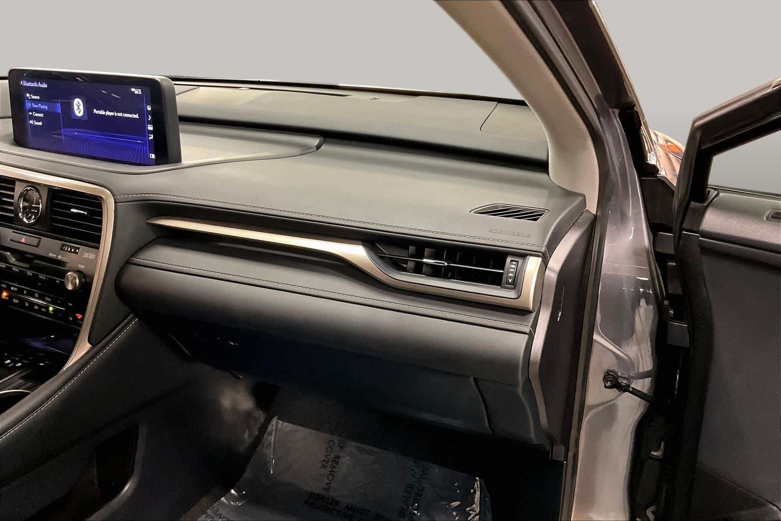 Used 2022 Lexus RX 450h AWD w/ Luxury Package image 19