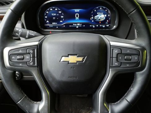 Used 2023 Chevrolet Tahoe Premier AWD/4WD image 19