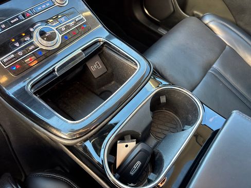 Certified 2023 Lincoln Nautilus Reserve w/ Equipment Group 201A image 23