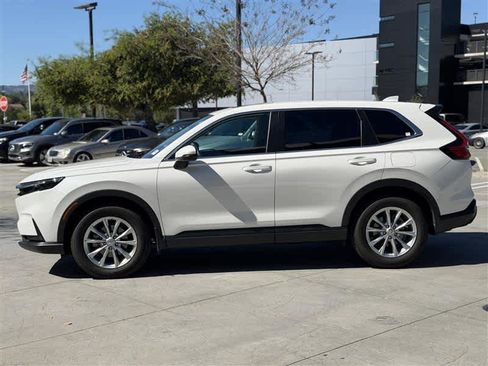 Used 2024 Honda CR-V EX image 3