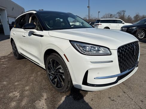 Used 2024 Lincoln Corsair Grand Touring w/ Equipment Group 301A image 13