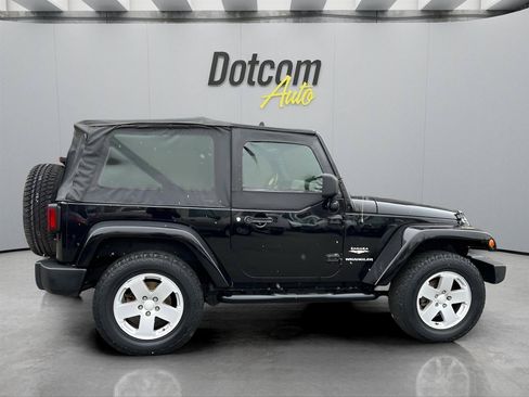Used 2007 Jeep Wrangler Sahara AWD/4WD image 14