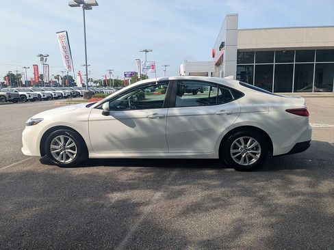 Certified 2025 Toyota Camry LE FWD image 6