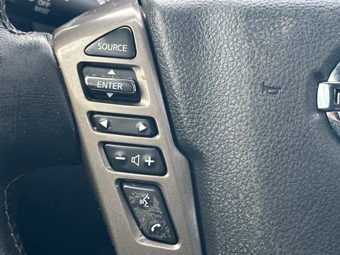 Used 2021 Nissan Titan Platinum Reserve w/ Moonroof Package image 22