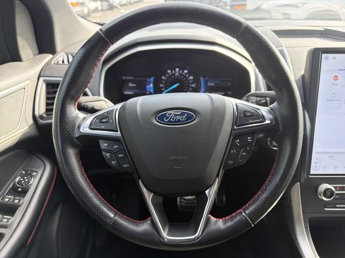 Used 2021 Ford Edge ST-Line FWD image 18