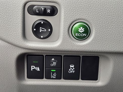 Used 2020 Honda Pilot Touring image 25