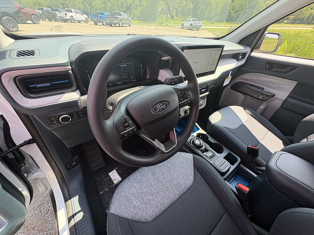 New 2026 Ford Maverick XLT FWD image 31