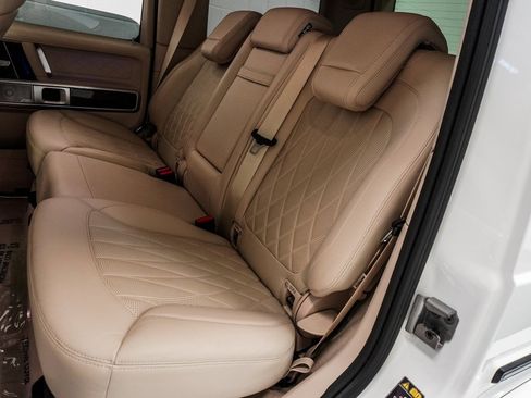 Used 2023 Mercedes-Benz G 550 image 8