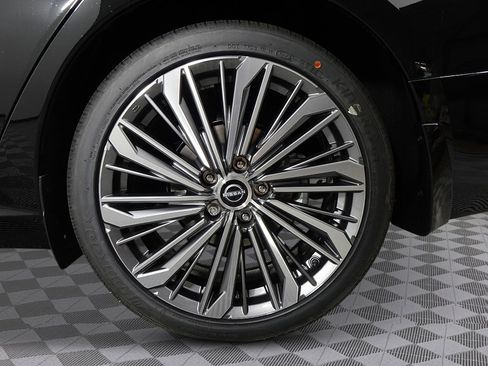 New 2025 Nissan Altima 2.5 SL image 11