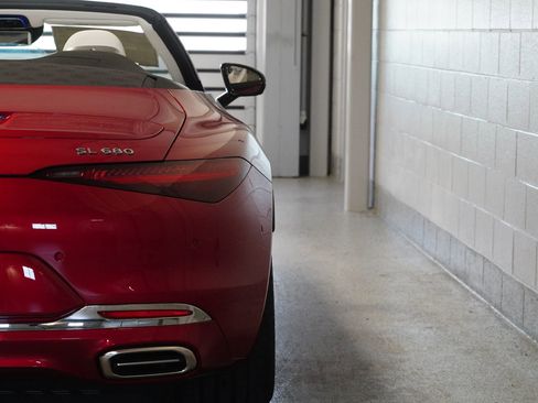 New 2026 Mercedes-Benz Maybach SL 680 image 17