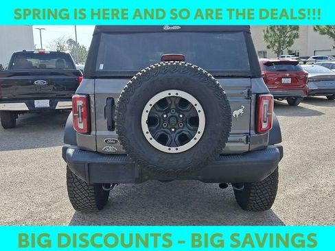Used 2022 Ford Bronco Badlands image 6