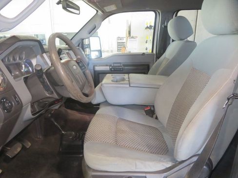 Used 2014 Ford F450 XLT w/ XLT Value Package image 14