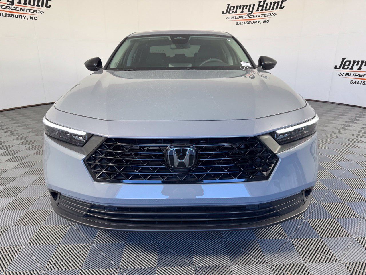 Used 2025 Honda Accord SE image 5