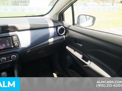 Used 2024 Nissan Versa SV FWD image 18