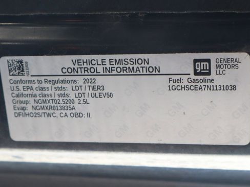 Used 2022 Chevrolet Colorado LT w/ Redline Special Edition image 15