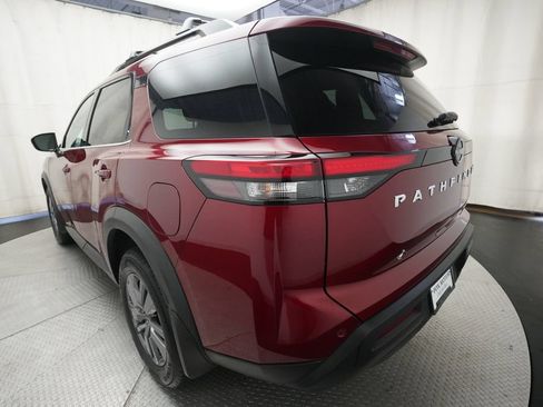Certified 2024 Nissan Pathfinder SV AWD/4WD image 33