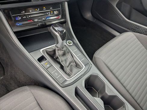 Used 2025 Volkswagen Jetta S image 22