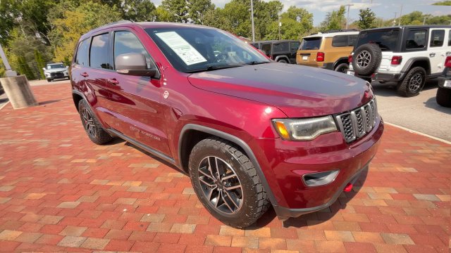 Used 2021 Jeep Grand Cherokee Trailhawk AWD/4WD image 3