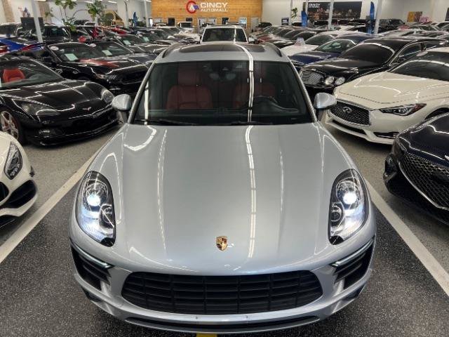 Used 2018 Porsche Macan AWD/4WD image 5