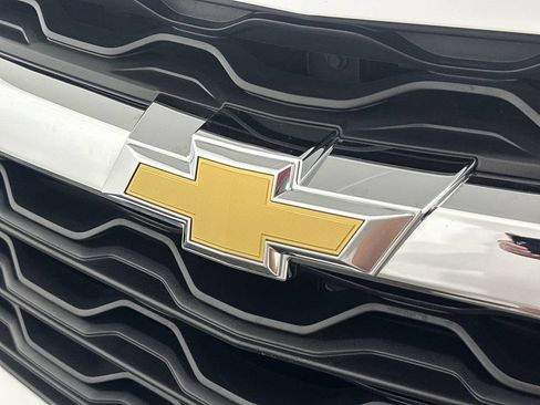 Used 2025 Chevrolet Blazer LT w/ Convenience Package FWD image 33