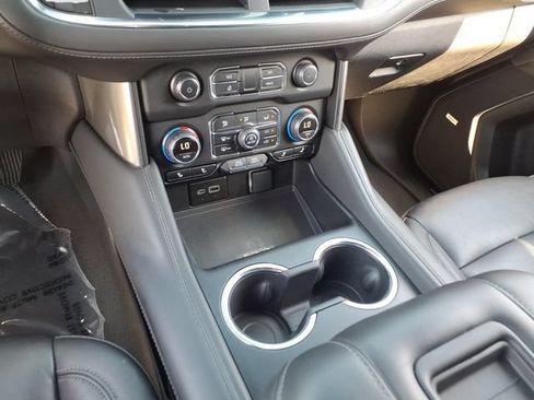 Used 2024 Chevrolet Tahoe LT AWD/4WD image 23