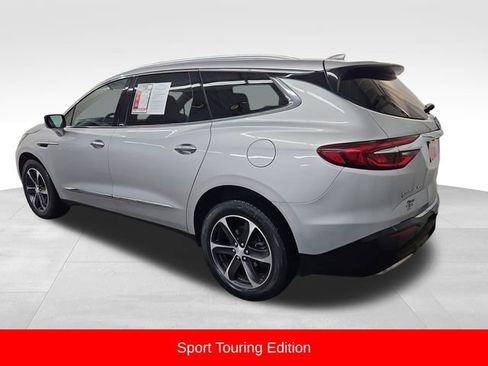 Used 2021 Buick Enclave Essence w/ Sport Touring Edition image 5