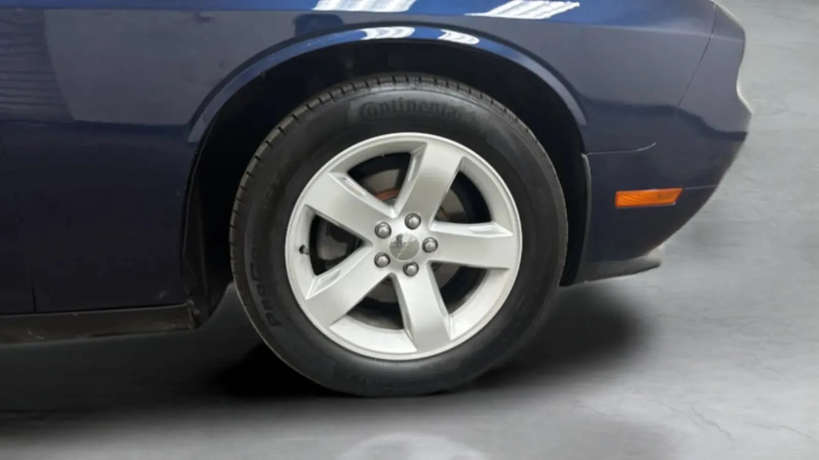 Used 2014 Dodge Challenger SXT RWD image 23