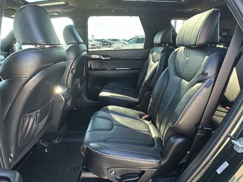 Used 2024 Hyundai Palisade Calligraphy image 31
