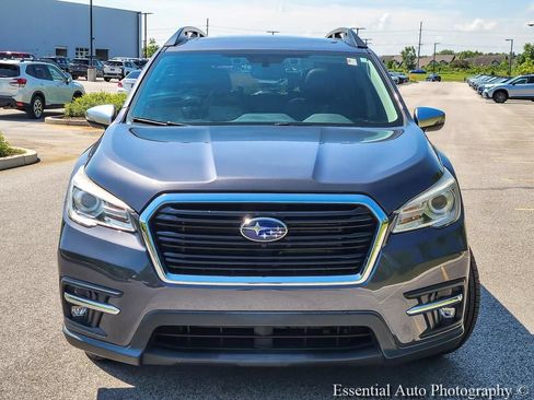Used 2019 Subaru Ascent Touring w/ Popular Package #3 AWD/4WD image 4