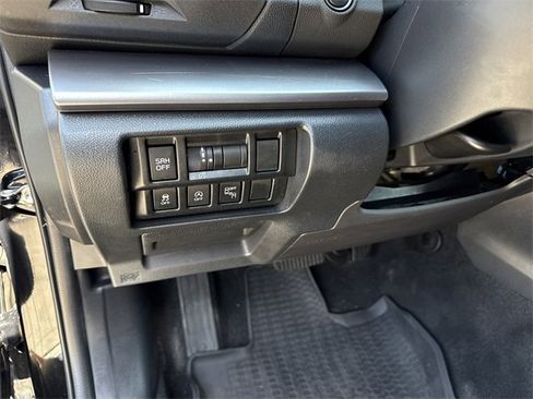 Used 2022 Subaru Crosstrek 2.5i Limited w/ Moonroof Package 2 image 38