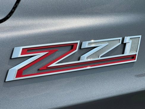 Used 2021 Chevrolet Suburban Z71 w/ Max Trailering Package AWD/4WD image 2